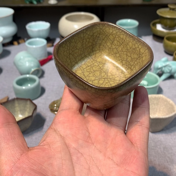 龙泉青瓷哥窑四方杯