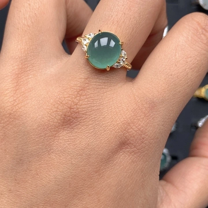 翡翠未镶嵌戒指戒指