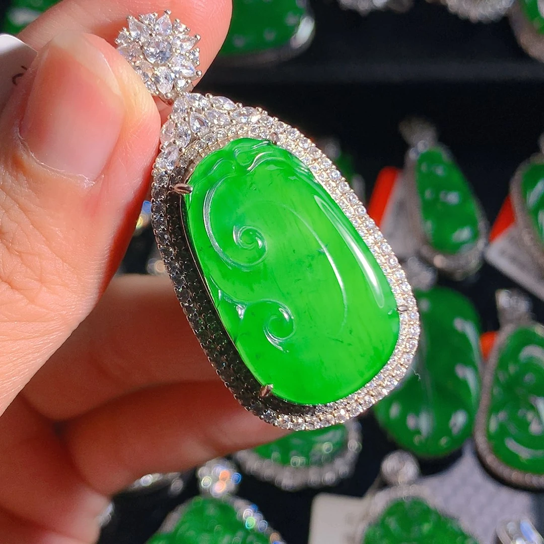 翡翠未镶嵌吊坠(不含链)