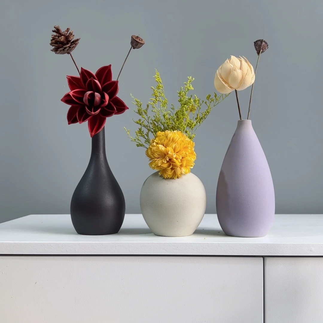 摆件陶瓷小花瓶摆件含花总高约20-30cm