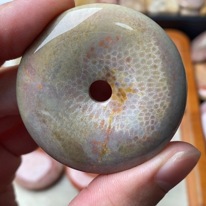 硅化玉颈饰未镶嵌婵*