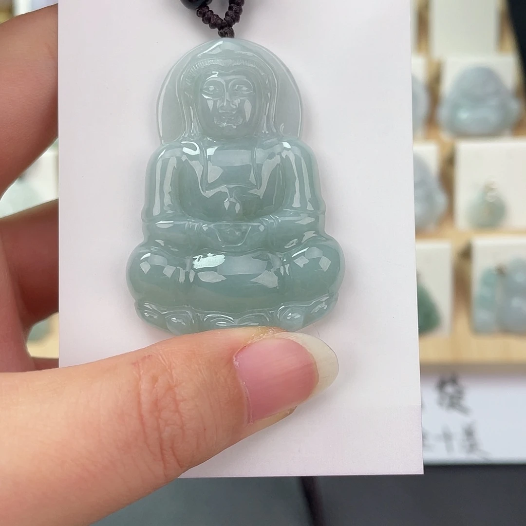 翡翠未镶嵌颈饰观音