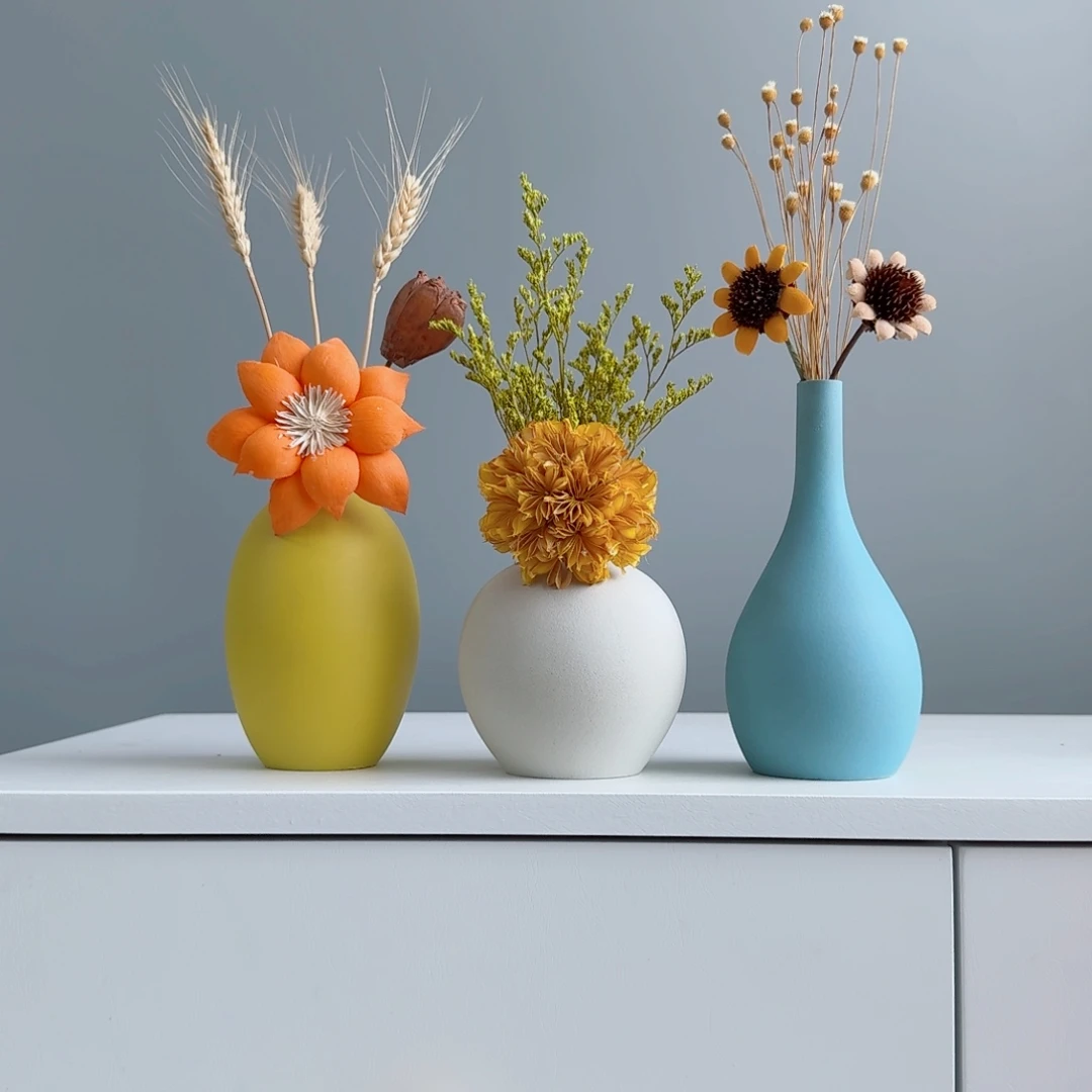 摆件陶瓷小花瓶摆件含花总高约20-30cm