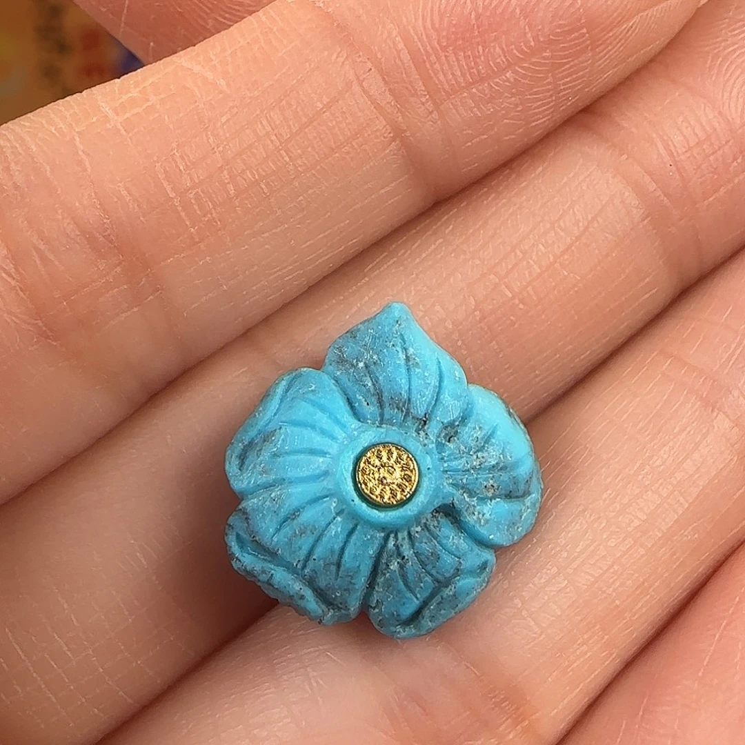 绿松石未镶嵌珠宝奇石