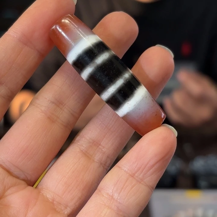 慧***儿玛瑙/玉髓未镶嵌颈饰