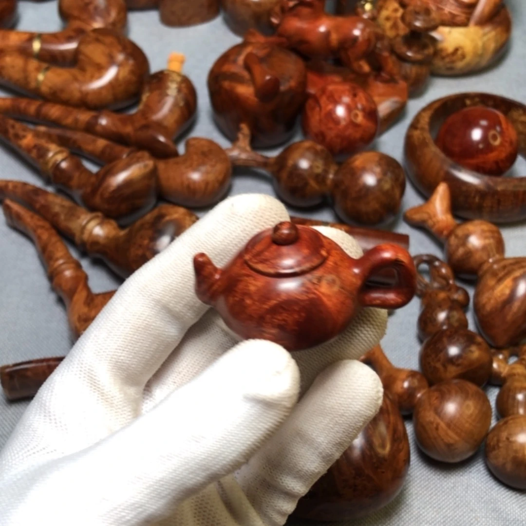 【闪购商品】木麻梨疙瘩火琉璃手把件