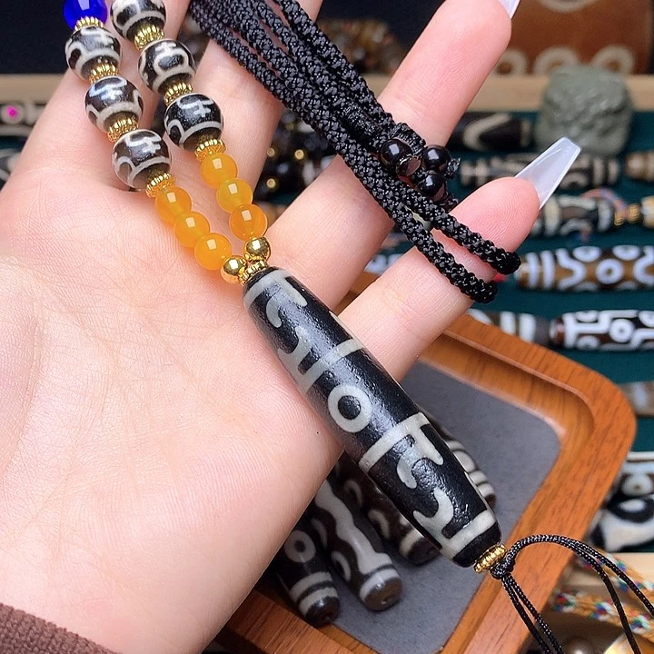 玛瑙/玉髓发1个未镶嵌