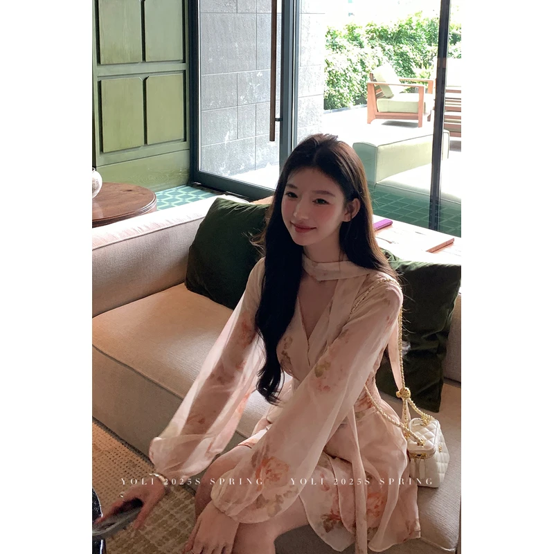 YOLI 张宥利 “晚秋花房”连衣裙