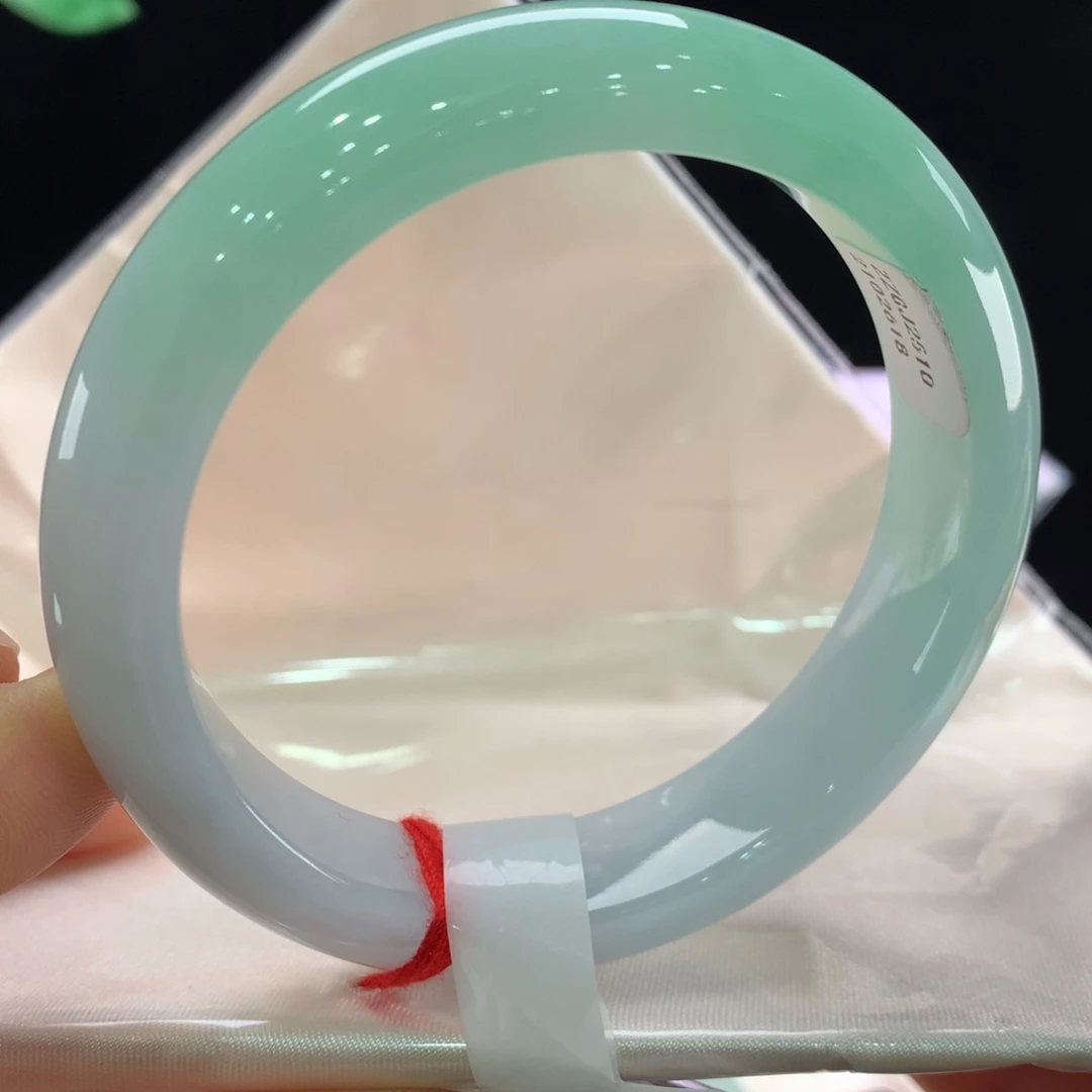 翡翠未镶嵌手镯5834