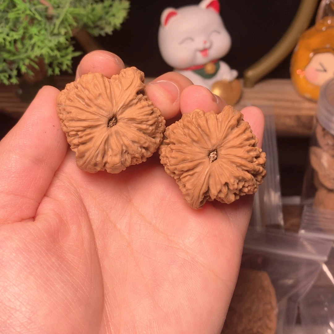 文玩核桃把件开*?南疆石