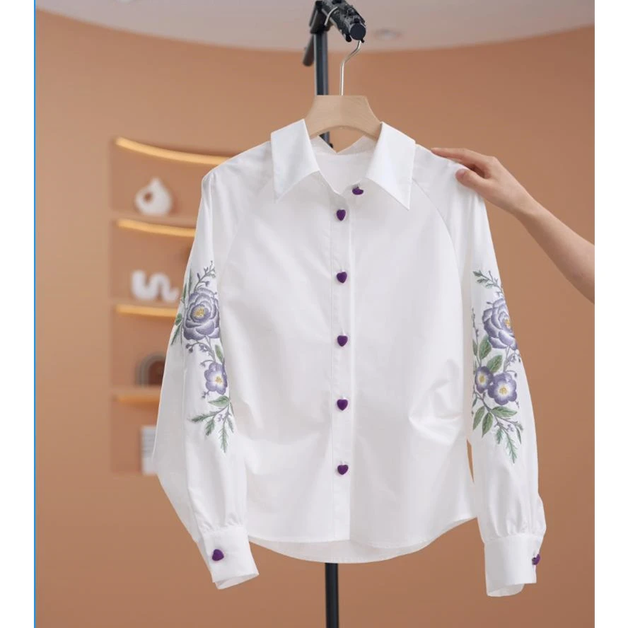 荣荣重工刺绣衬衫女2025新款上衣打底衫白色衬衣夏季绣花女装