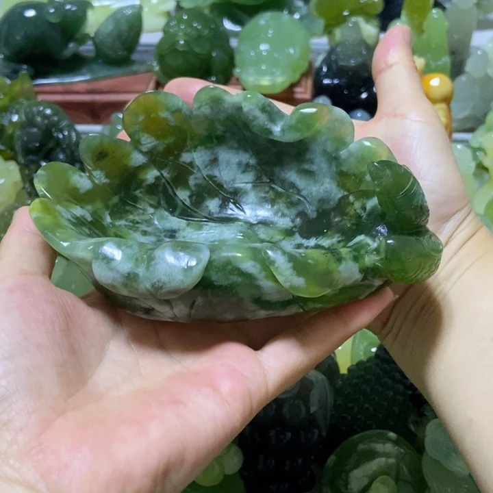 【闪购商品】蛇纹石玉未镶嵌把件盛**年