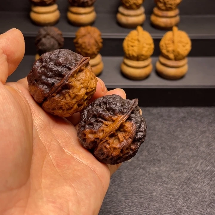 文玩核桃吊坠F毒王37.8