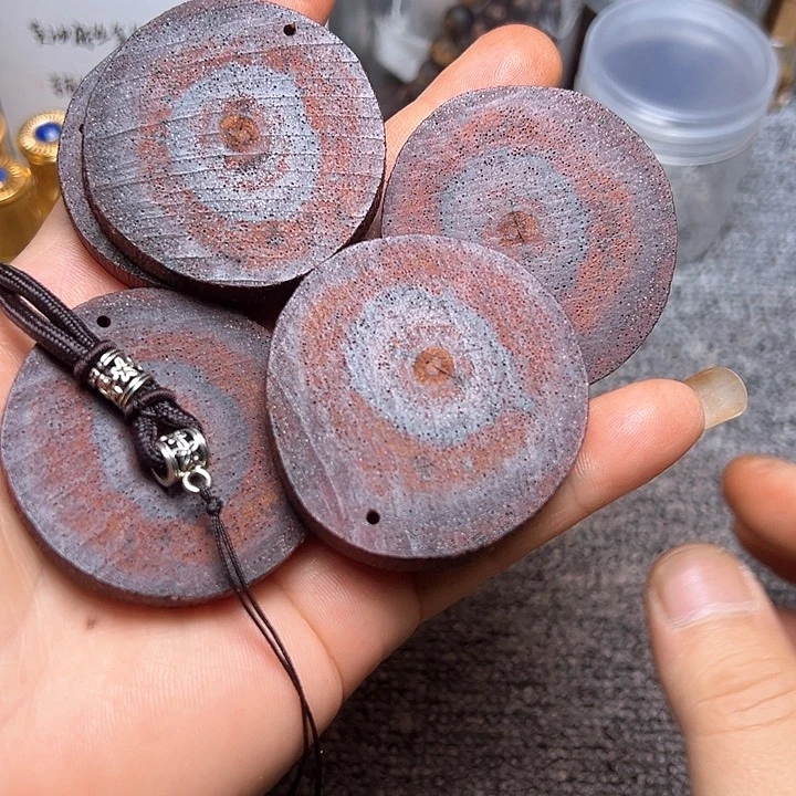 藤类降真香随形5.0左右绿油精品高货发其一j93