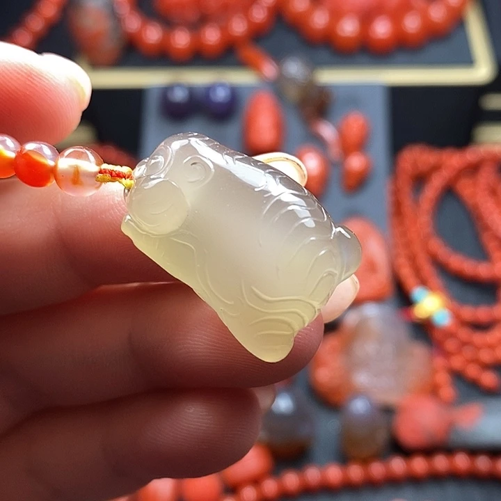 玛瑙/玉髓挂件未镶嵌