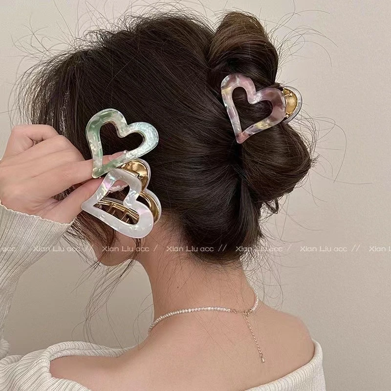 醋酸爱心中号半扎发后脑勺发夹女2025新款高级感气质抓夹鲨鱼018