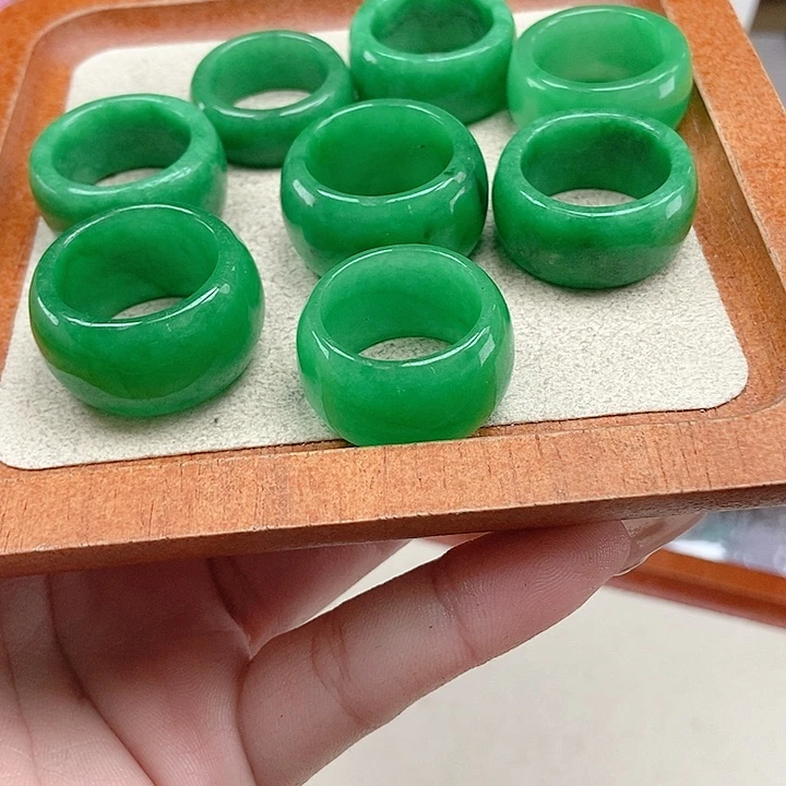 翡翠戒指未镶嵌戒指
