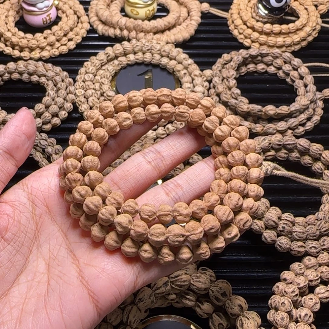 豆***儿柏香籽/百香籽吊坠