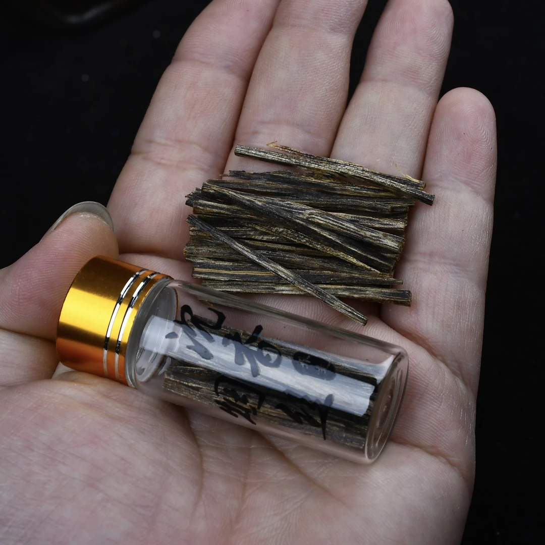 沉水奇楠烟插条2克装