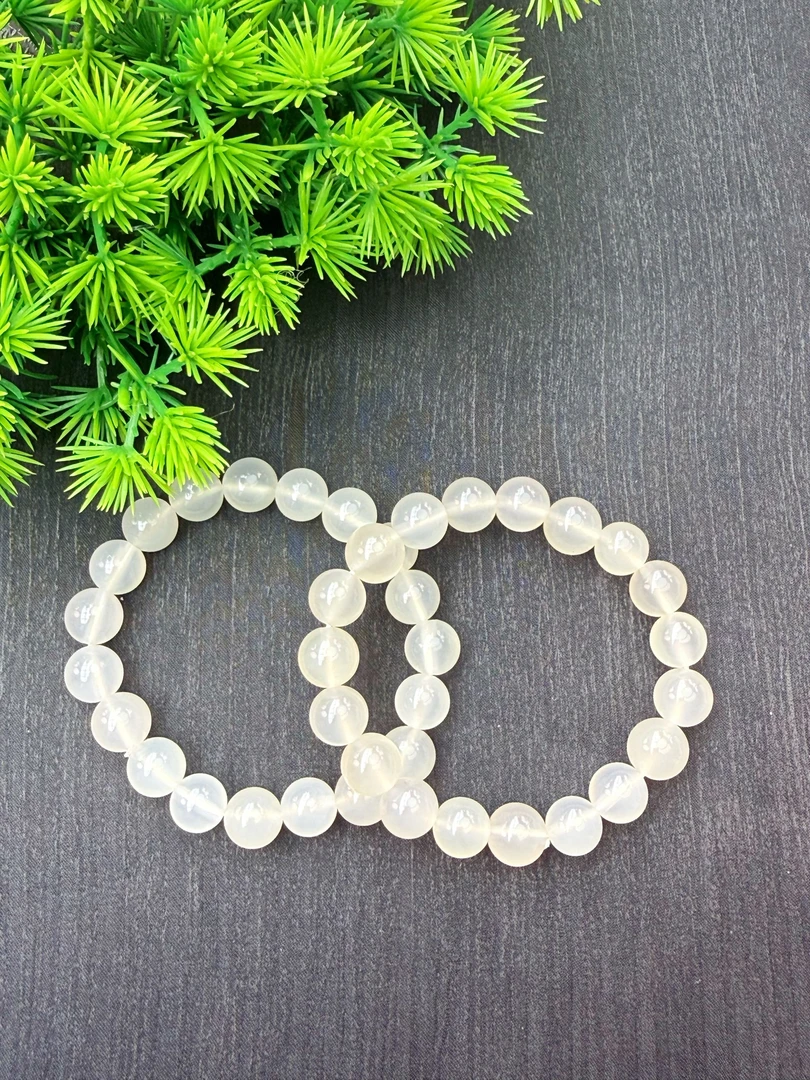 【香港珠宝】九天玄灵寒冰玛瑙10mm手串 （多样性随机发其一）