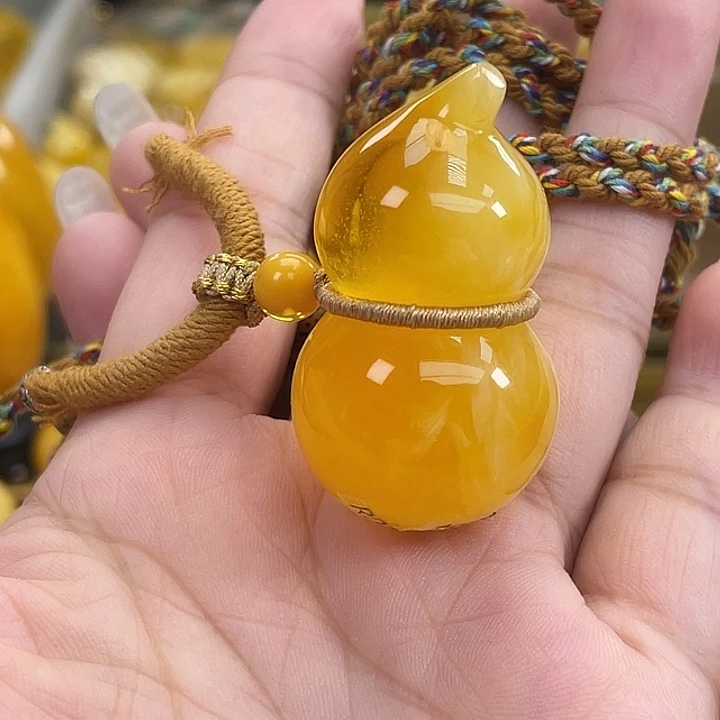 琥珀未镶嵌珠宝奇石琥珀h39