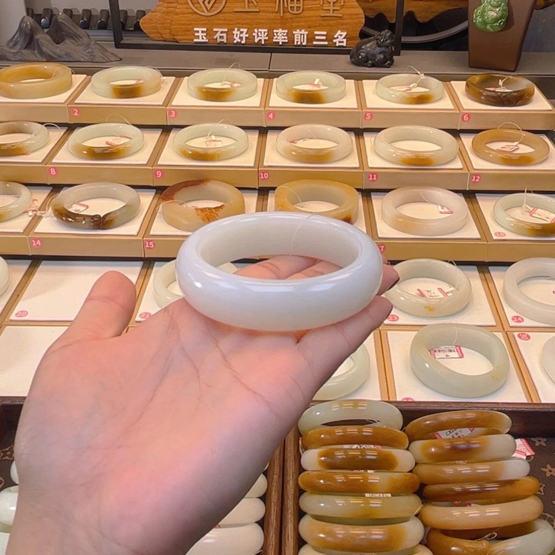 和田玉未镶嵌手镯13