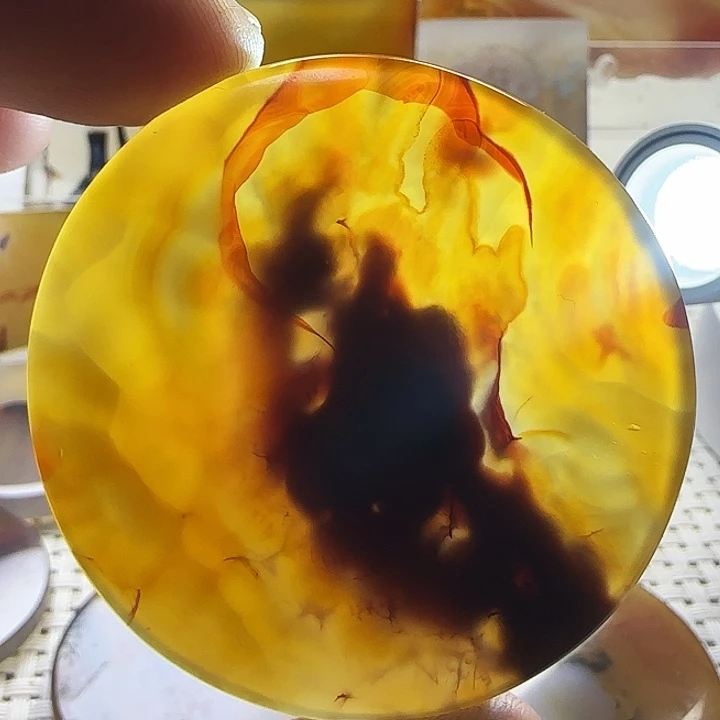 玛瑙/玉髓未镶嵌珠宝奇石