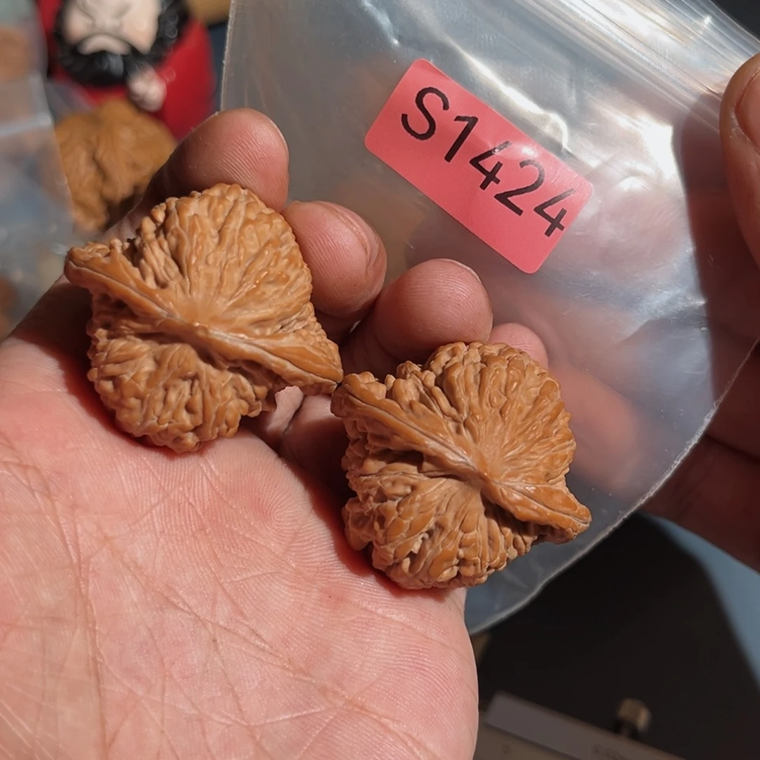 文玩核桃把件汉高楼
