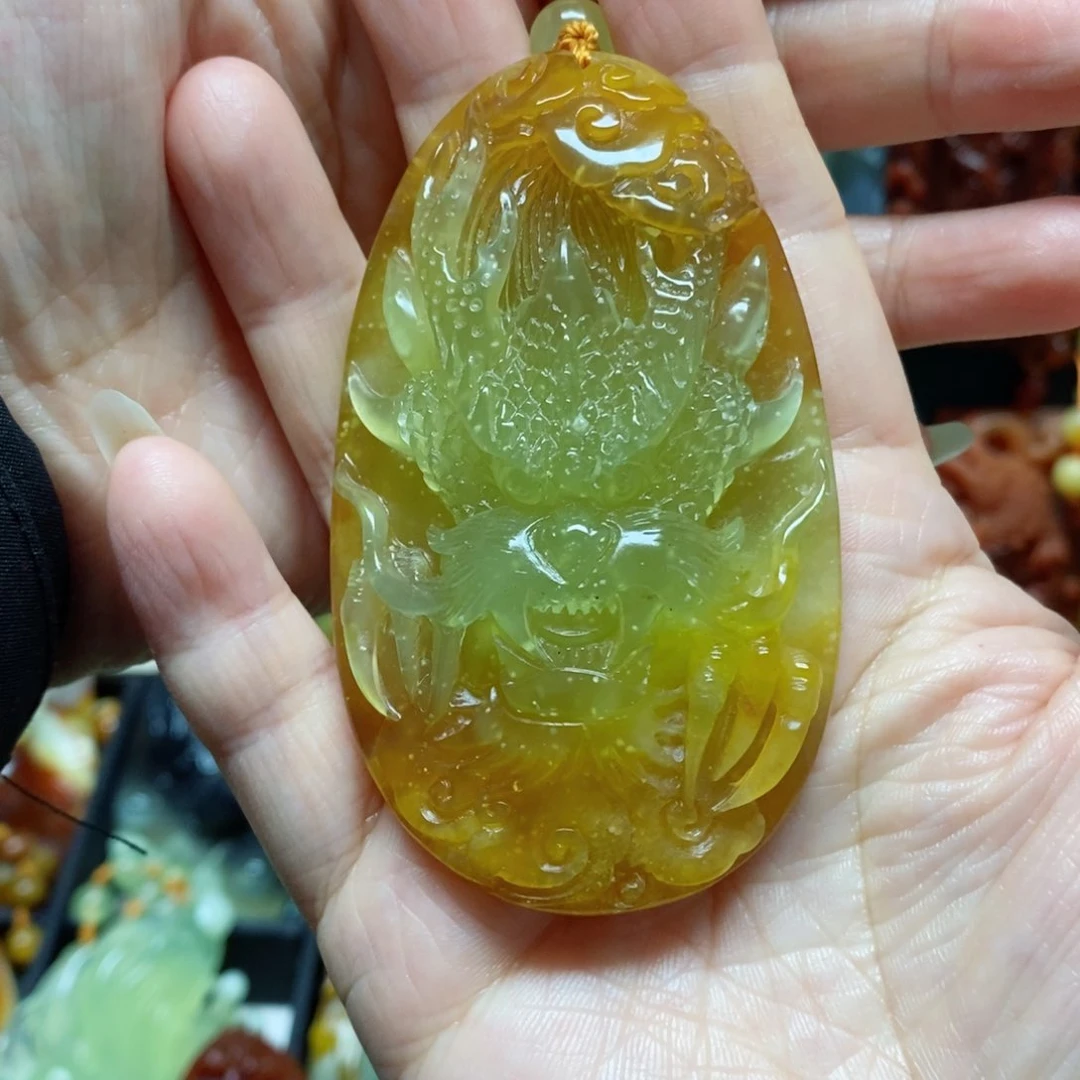 岫玉吊坠(赠链)未镶嵌泰*