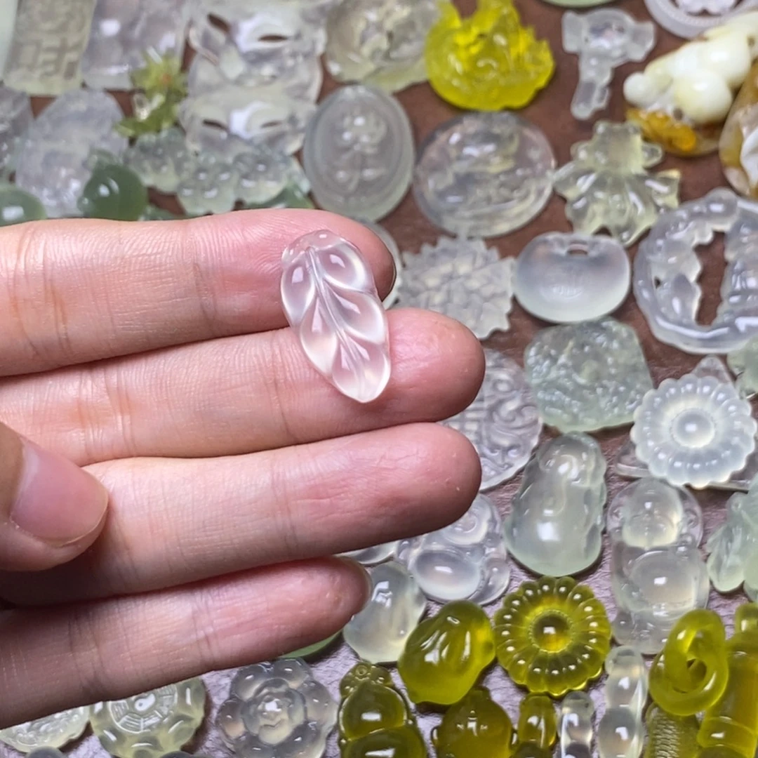 蛇纹石玉合金颈饰