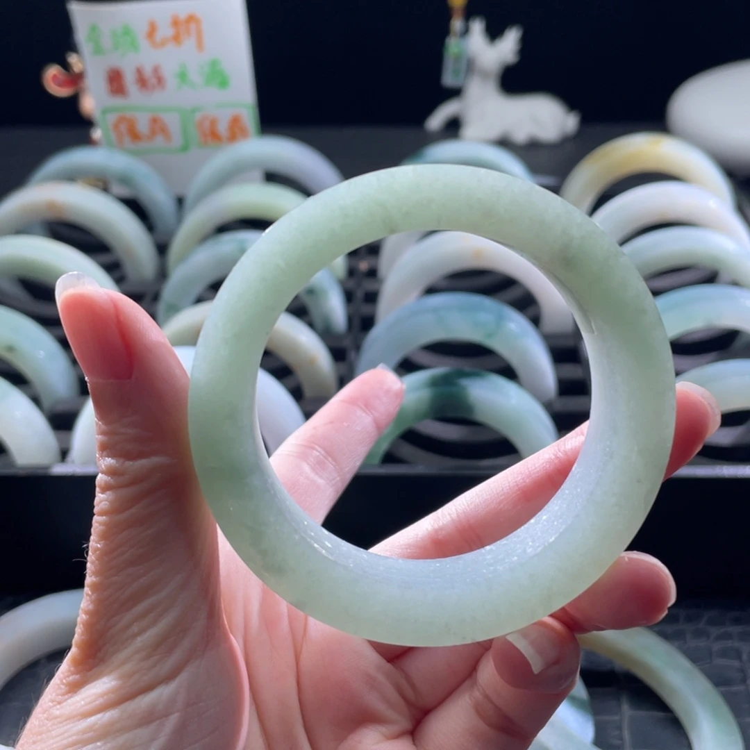 定制翡翠未镶嵌52-56正圈