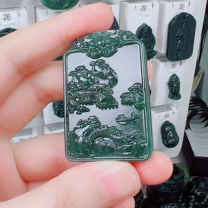 蛇纹石玉颈饰未镶嵌