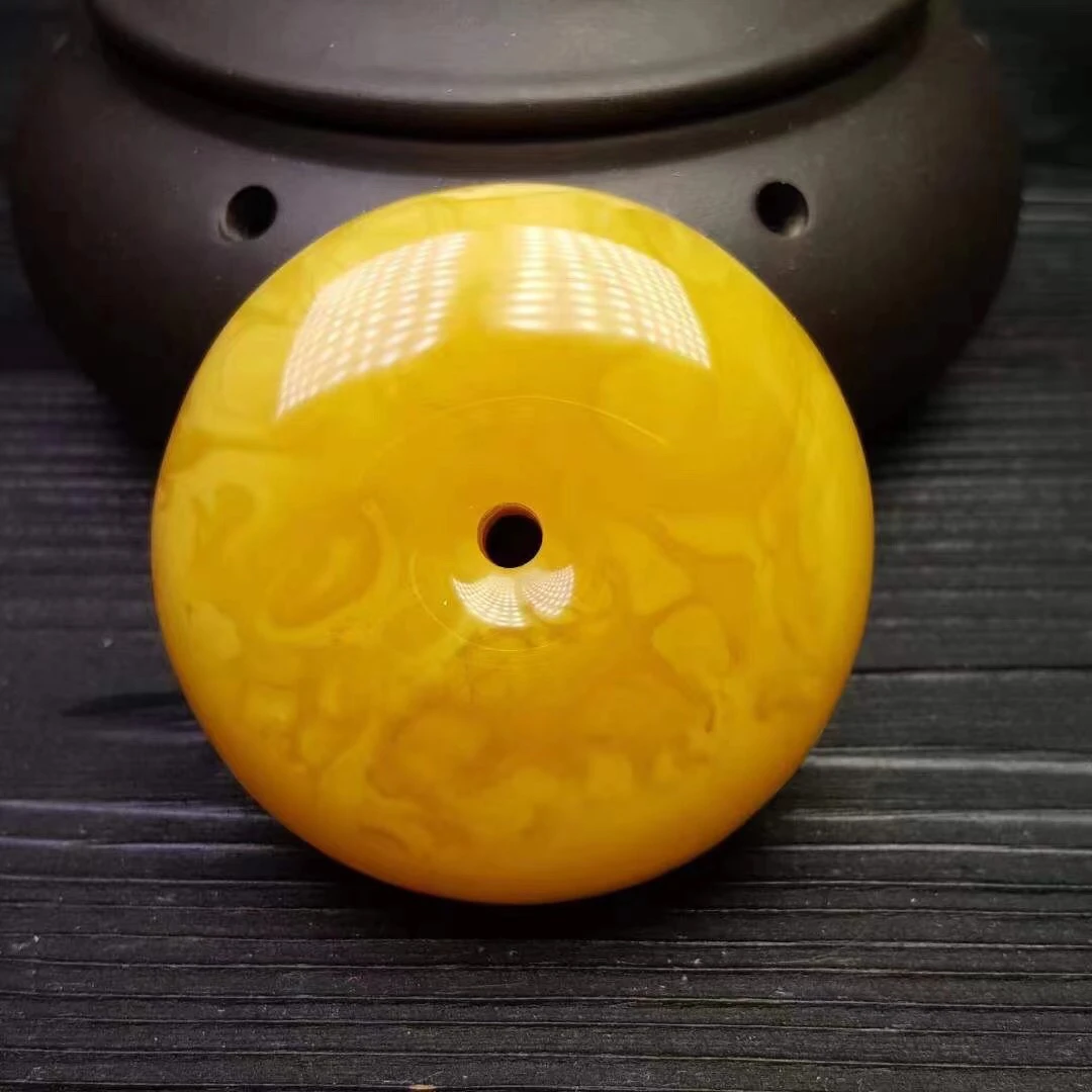 天然蜜蜡平安扣吊坠 重32.8克 宽48.8厚19.8蜜蜡毛衣链挂坠项链