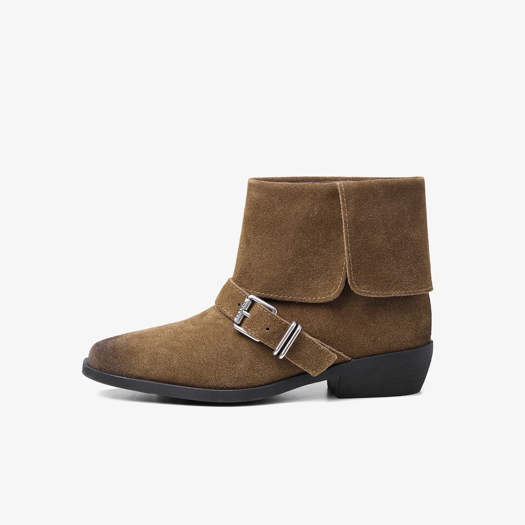 粗跟拼接绒面瘦瘦靴英伦风冬季尖头平底休闲短靴