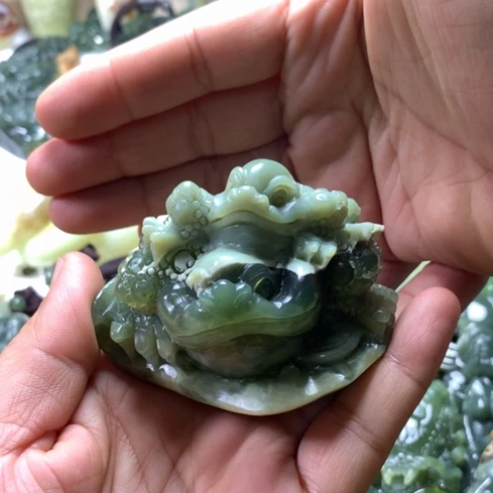 蛇纹石玉岫玉手把件未镶嵌小***木