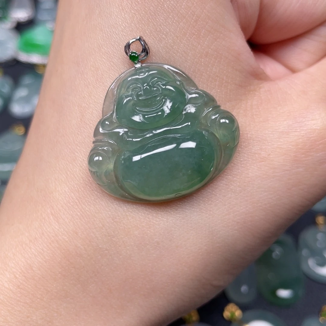 翡翠颈饰18K金镶嵌翡翠