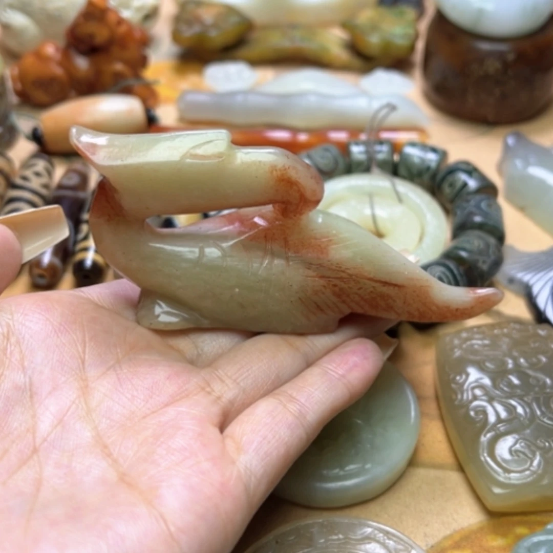 【闪购商品】蛇纹石玉颈饰未镶嵌