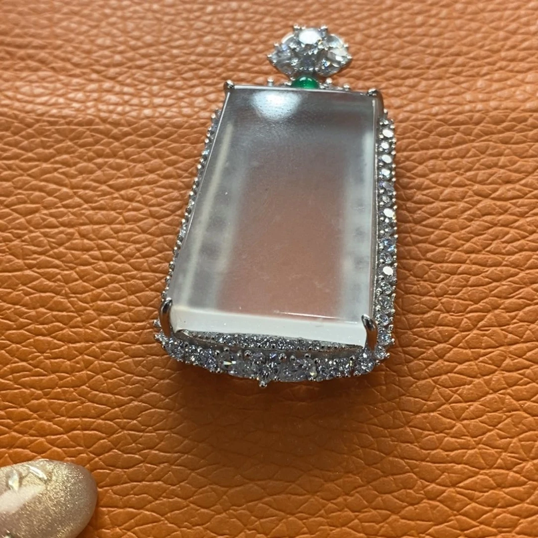 石英质玉吊坠(赠链)银S925镶嵌