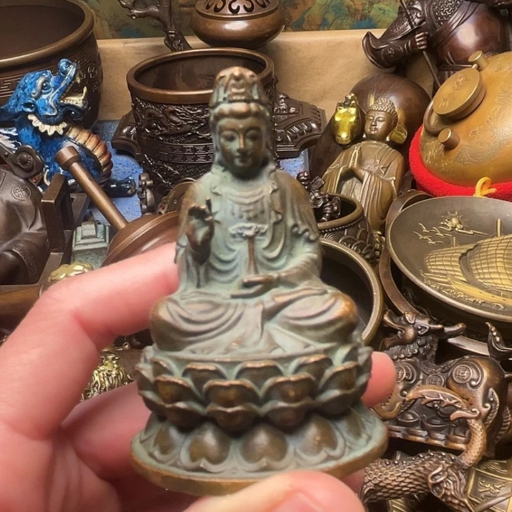 精美铜器批发档口