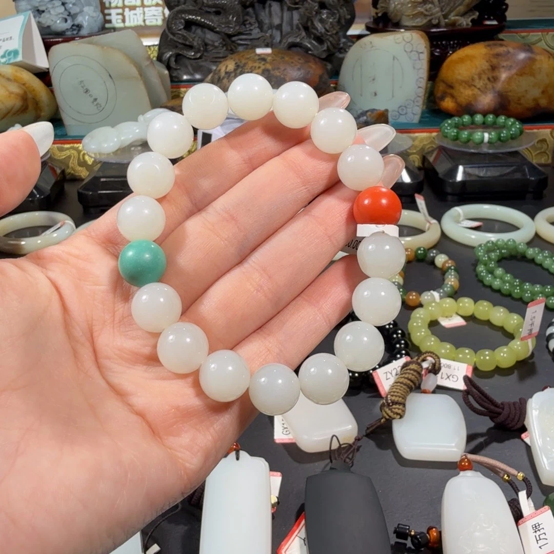 和田玉未镶嵌手串
