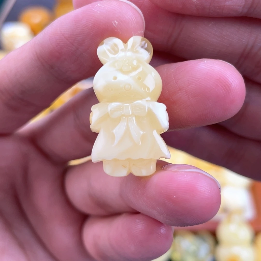 裸石琥珀未镶嵌蜜蜡