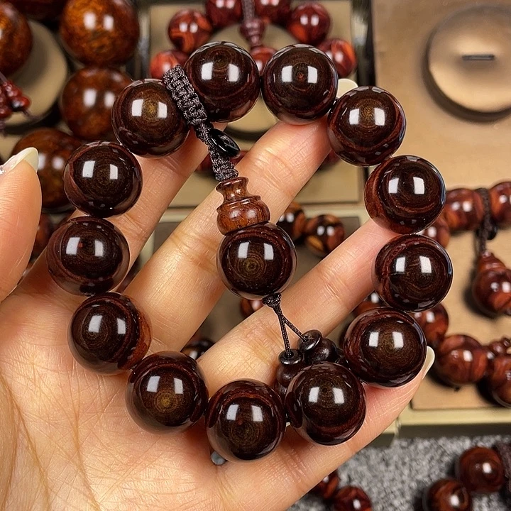 花梨木类阿*1.8尺寸花梨手串