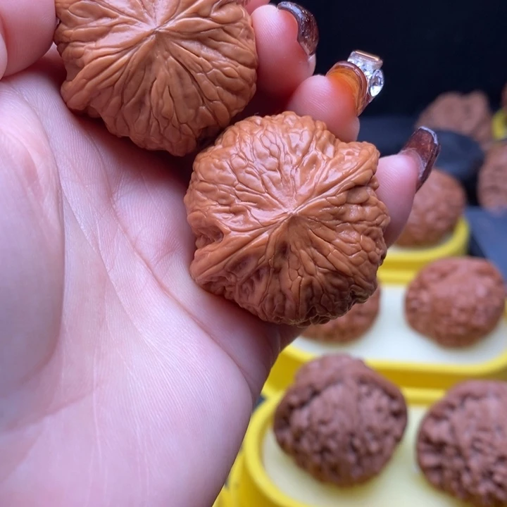 文玩核桃把件铁锤