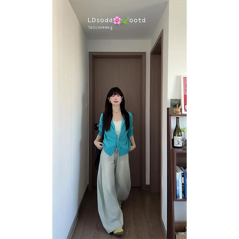 慵懒V领针织外套女早秋系带时尚宽松气质开衫显瘦款直筒牛仔裤