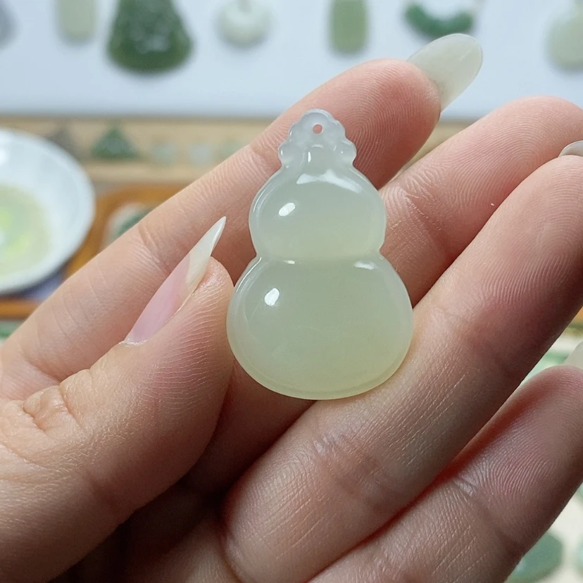 【闪购商品】颈饰未镶嵌和田玉