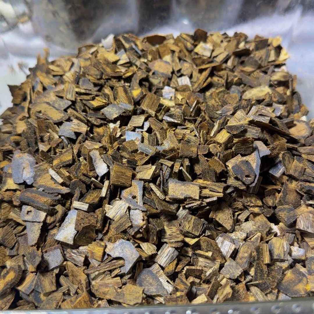 用***8沉香碎屑沉香陆河料202克