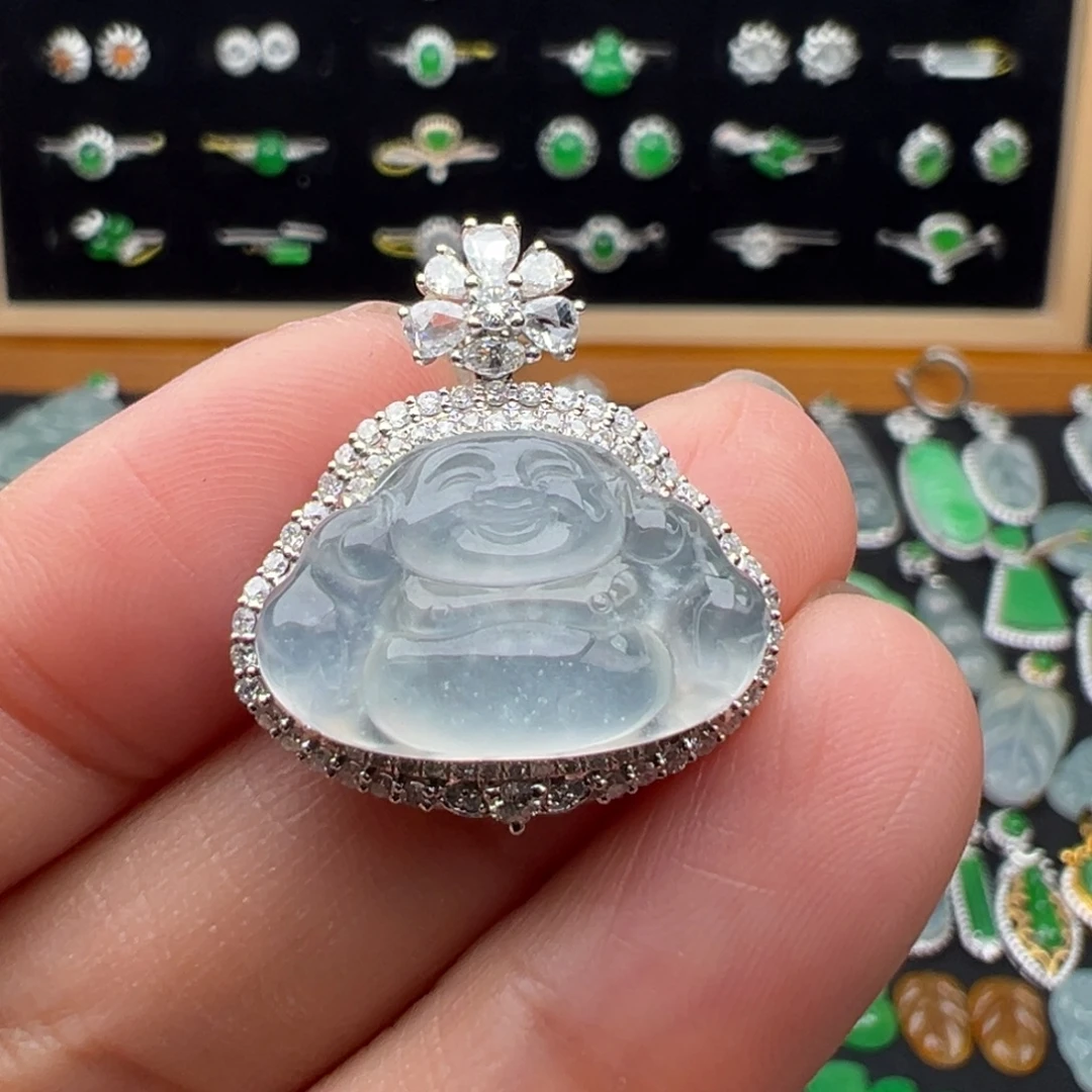 翡翠18K金镶嵌颈饰佛