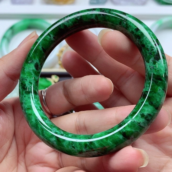 未镶嵌手镯翡翠翡翠