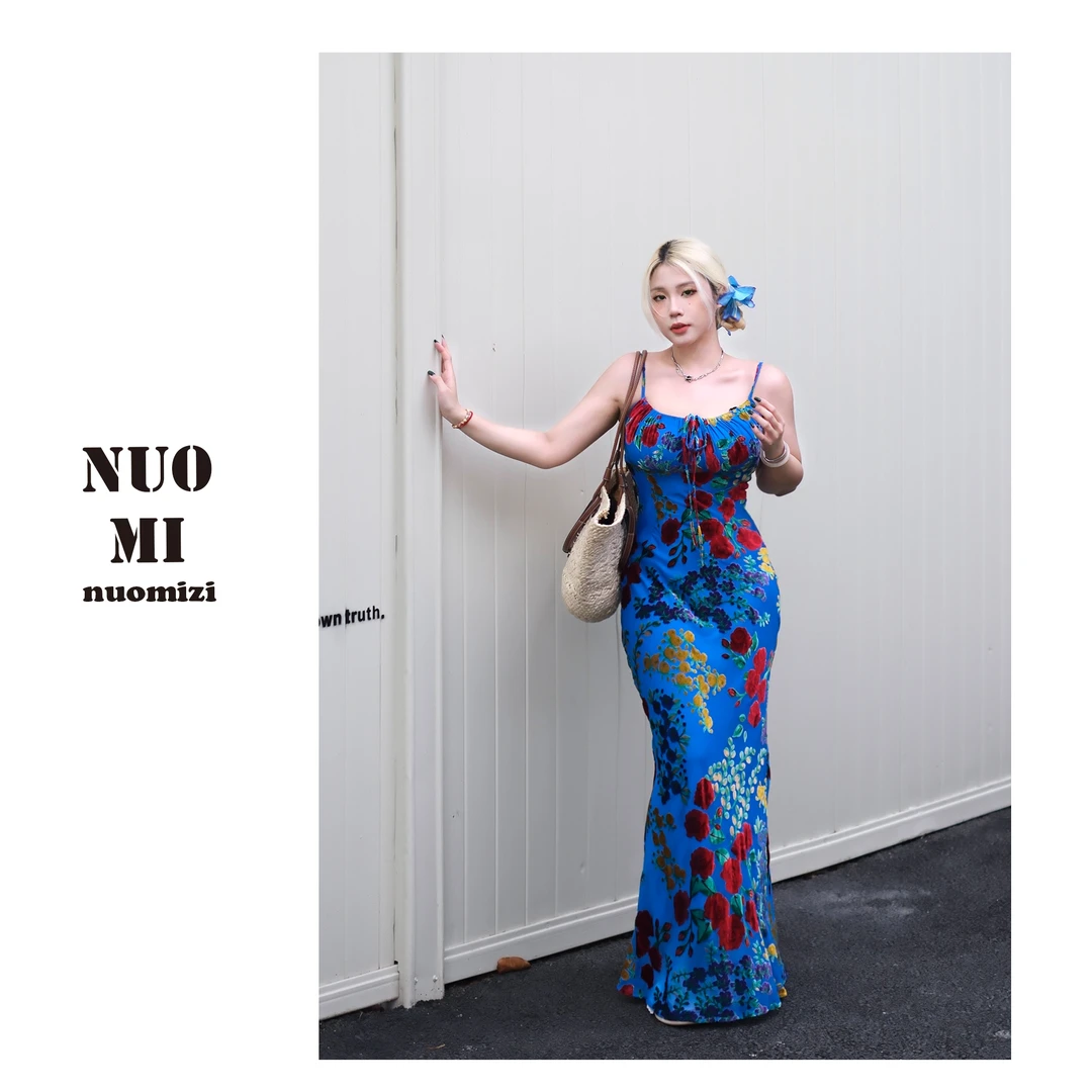 ZOZ糯米子[蓝色妖姬]法式复古蓝色烧花辣妹露背显瘦吊带连衣裙