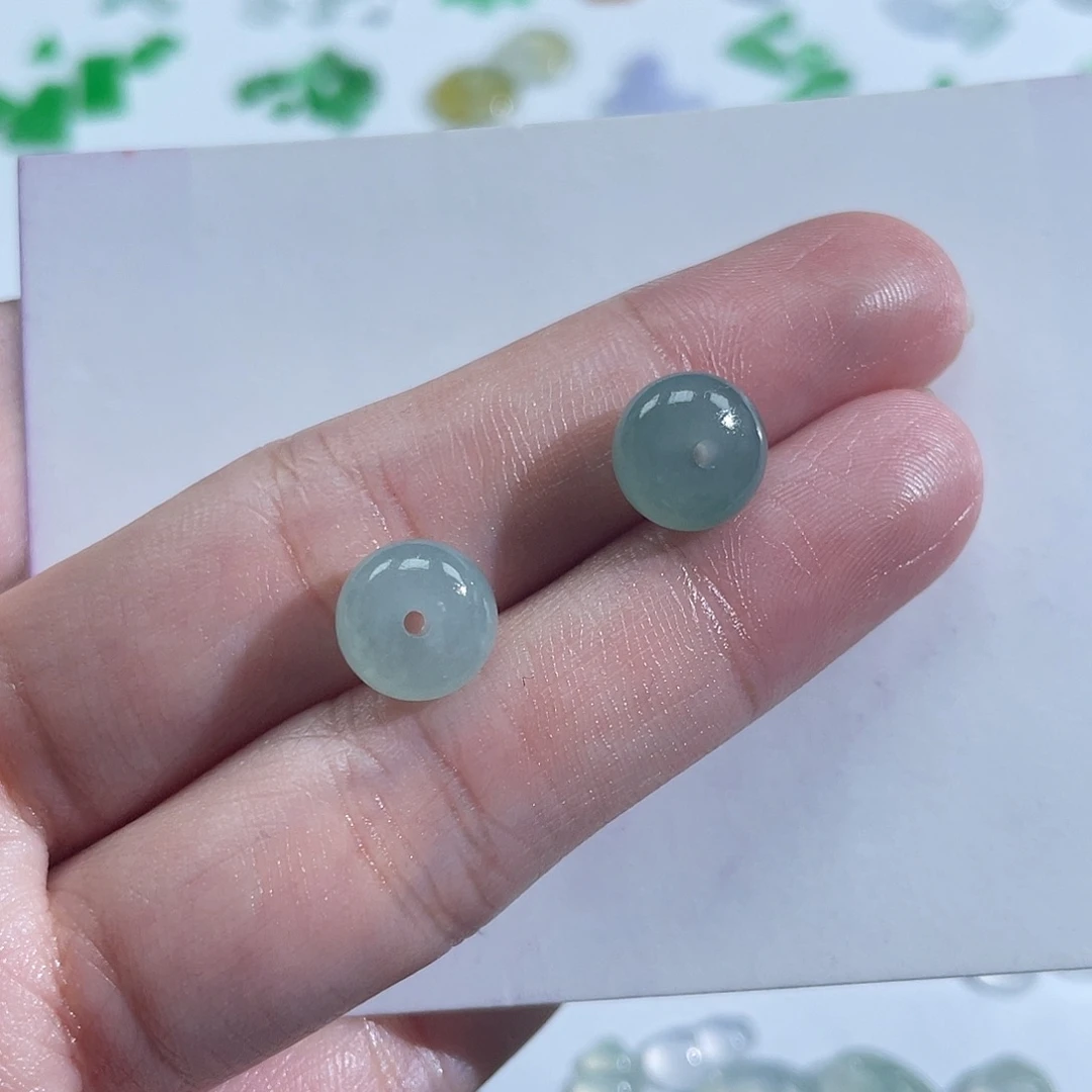 定制翡翠未镶嵌周*2颗